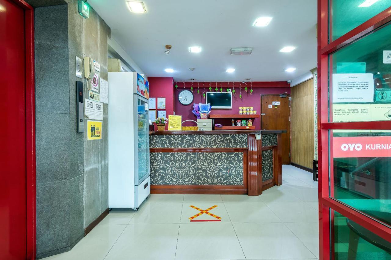 Oyo 89997 Kurnia Hotel Тавау Екстер'єр фото